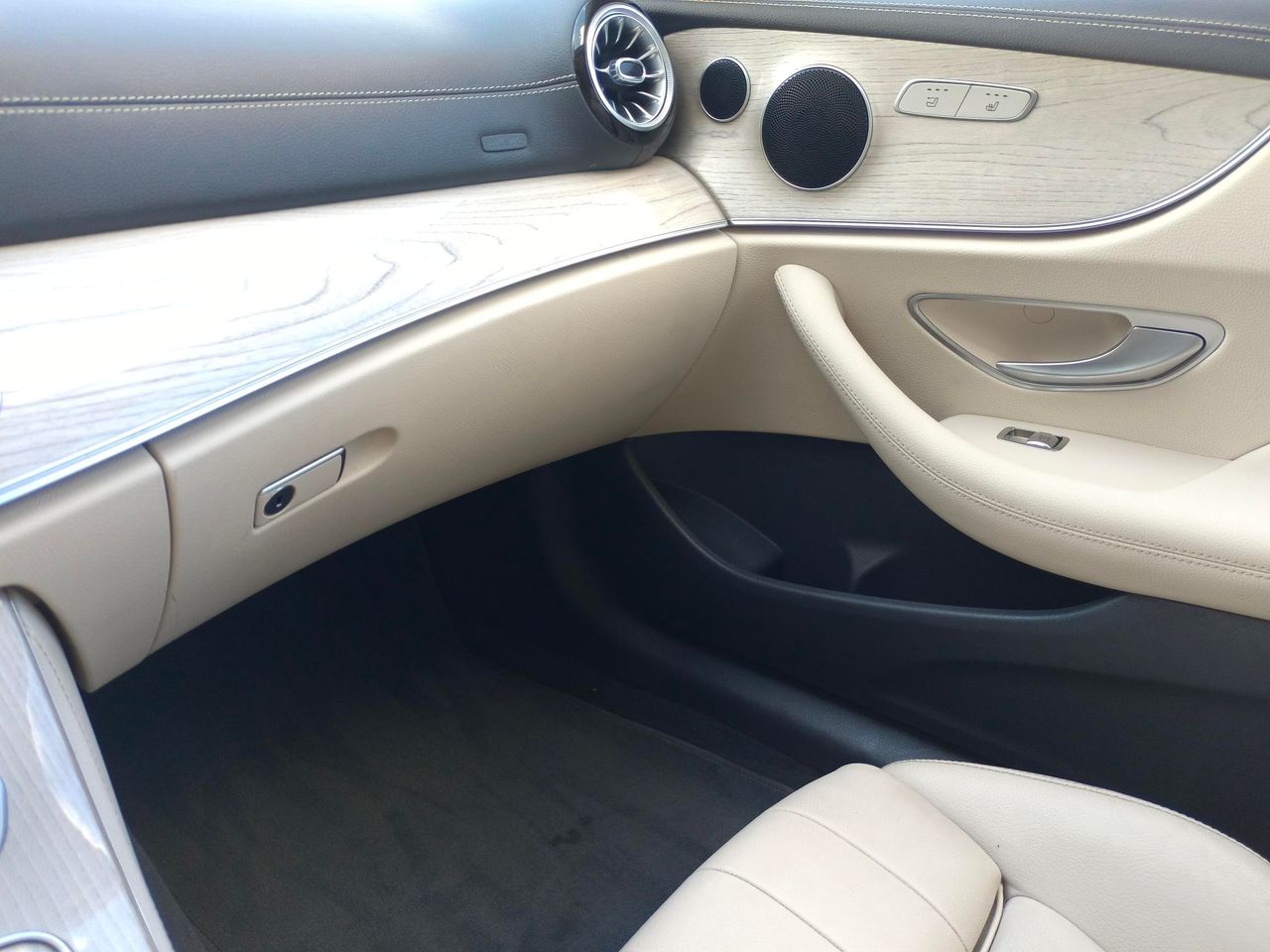 Mercedes Clase E E 220 d Cabrio - Foto 29
