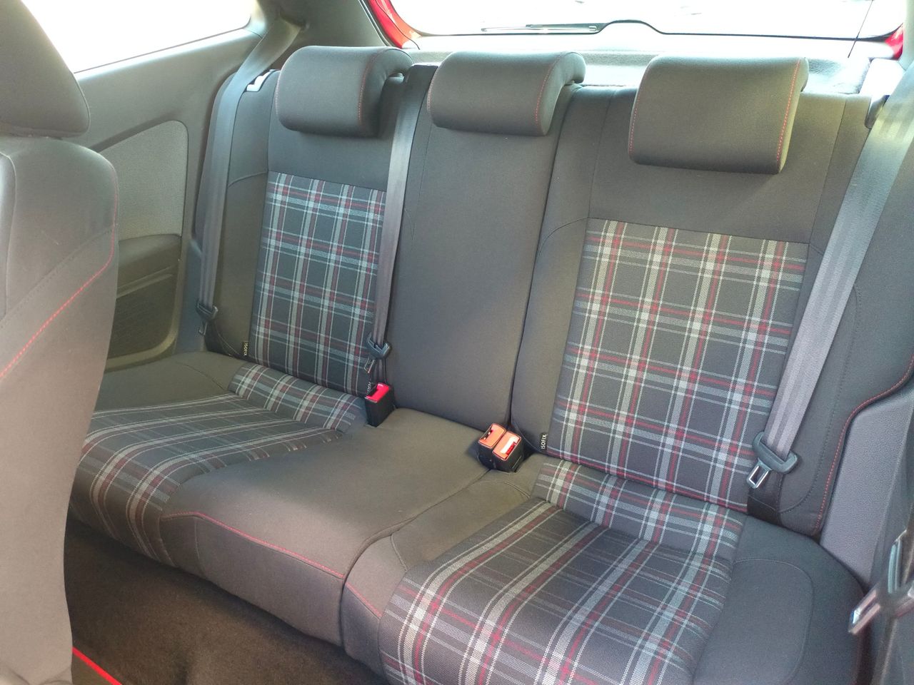 Volkswagen Polo 3p GTI 1.4 TSI 180 CV DSG 7 vel. - Foto 16