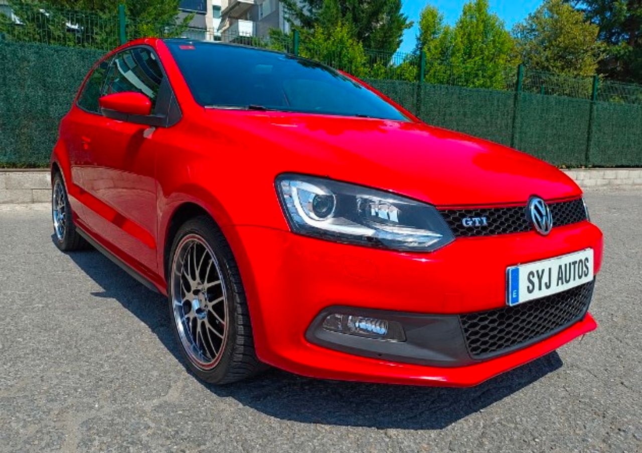Volkswagen Polo 3p GTI 1.4 TSI 180 CV DSG 7 vel. - Foto 4