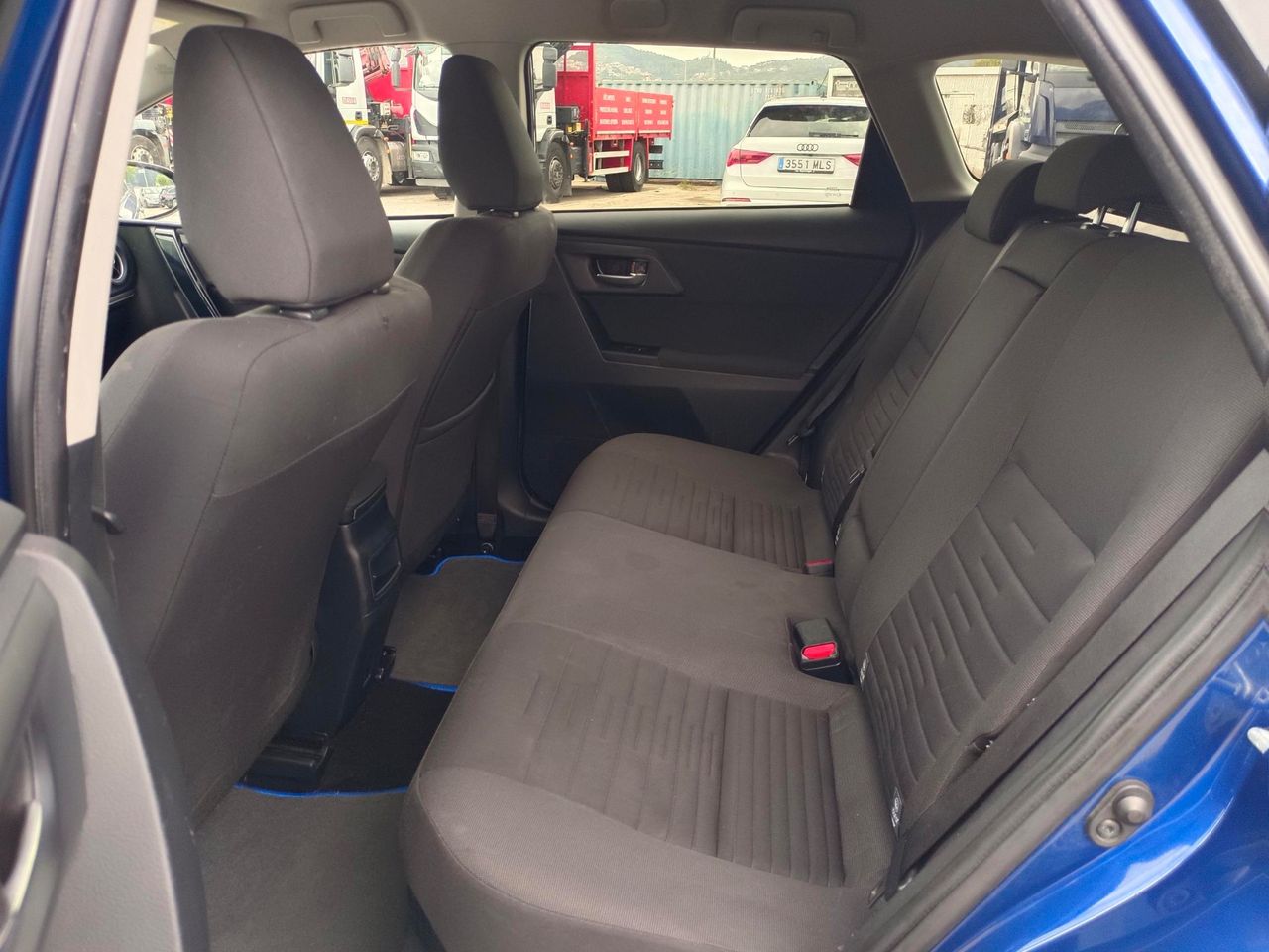 Toyota Auris Touring Sports 140H e-CVT Feel! - Foto 17