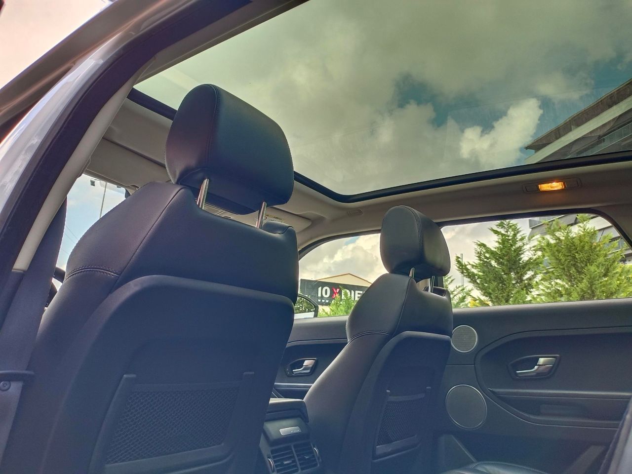Land-Rover Range Rover Evoque 2.22.2L SD4 190CV 4x4 PureL SD4 190CV 4x4 Pure - Foto 20
