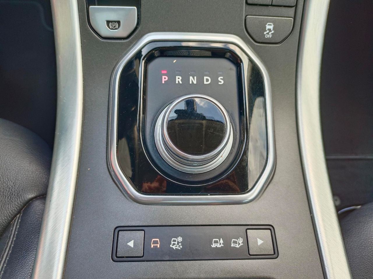 Land-Rover Range Rover Evoque 2.22.2L SD4 190CV 4x4 PureL SD4 190CV 4x4 Pure - Foto 16