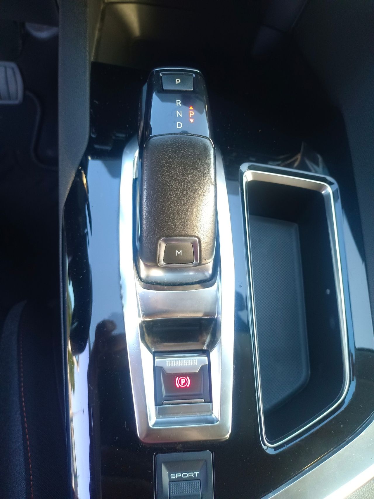 Peugeot 3008 Active 1.6 BlueHDi 120 S&S EAT6 - Foto 16