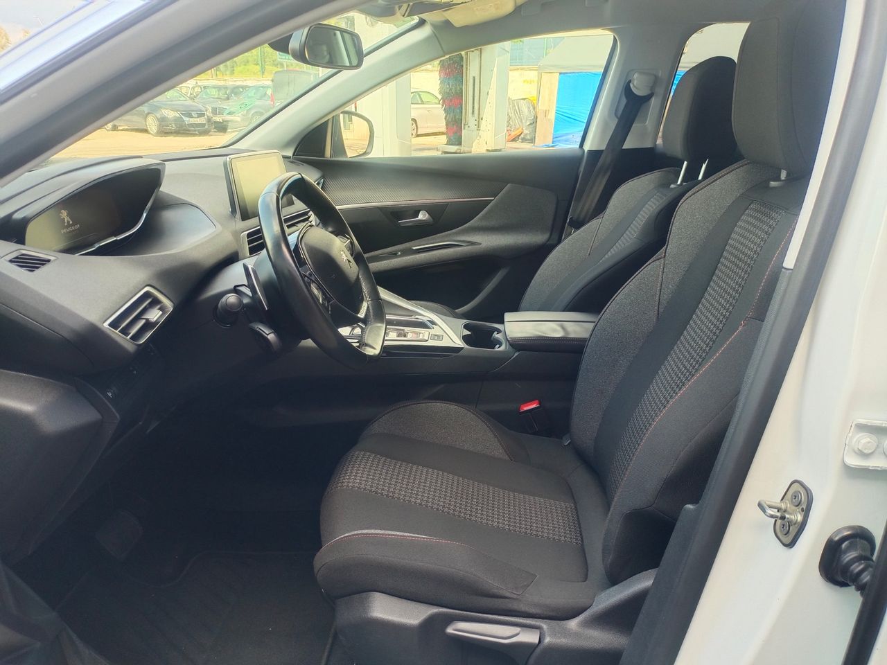 Peugeot 3008 Active 1.6 BlueHDi 120 S&S EAT6 - Foto 8