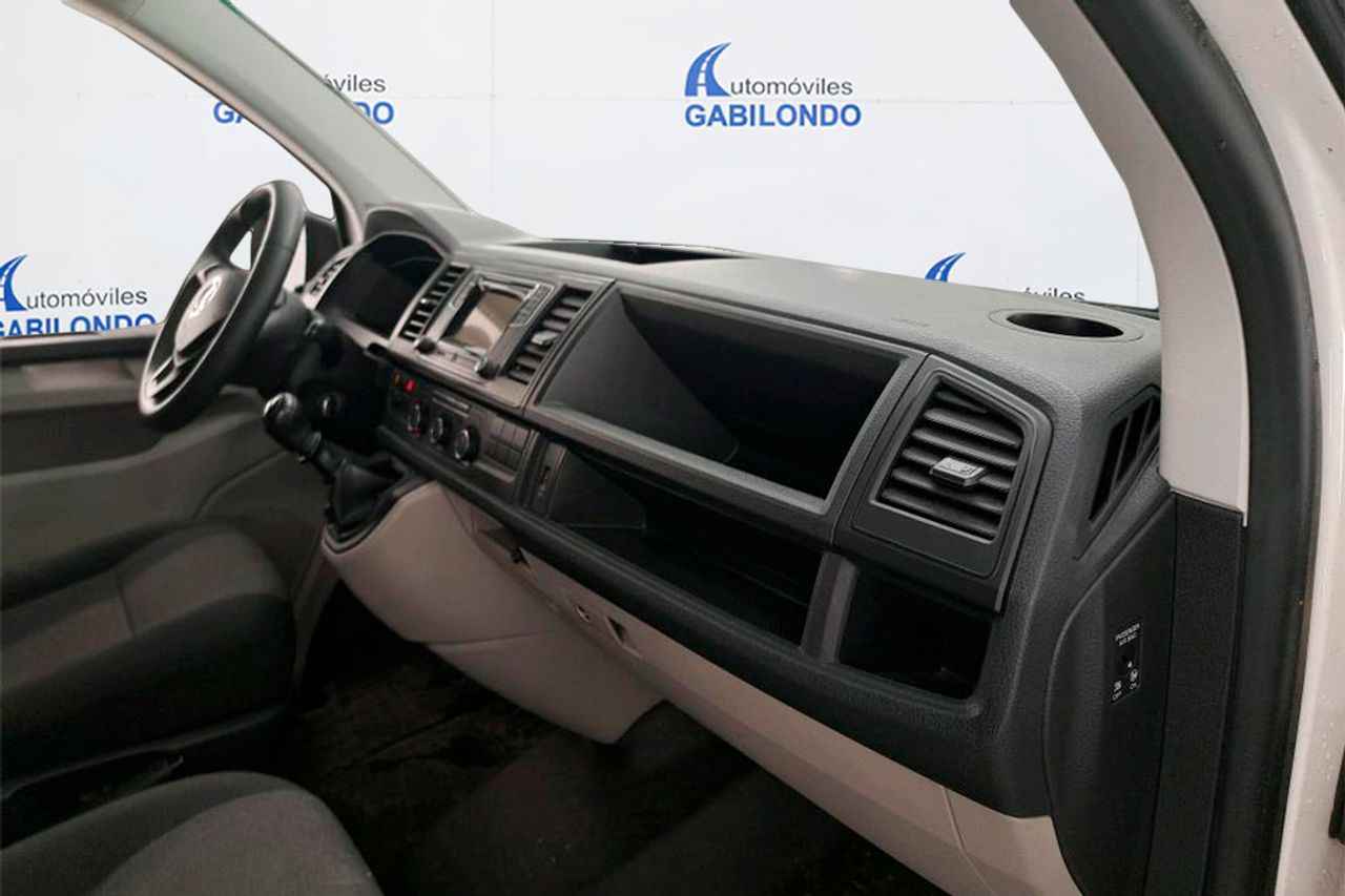 volkswagen transporter 2018 / foto grande (2)
