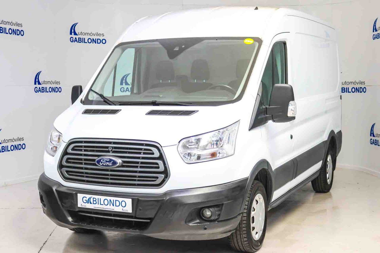 Foto ford transit 2019 /