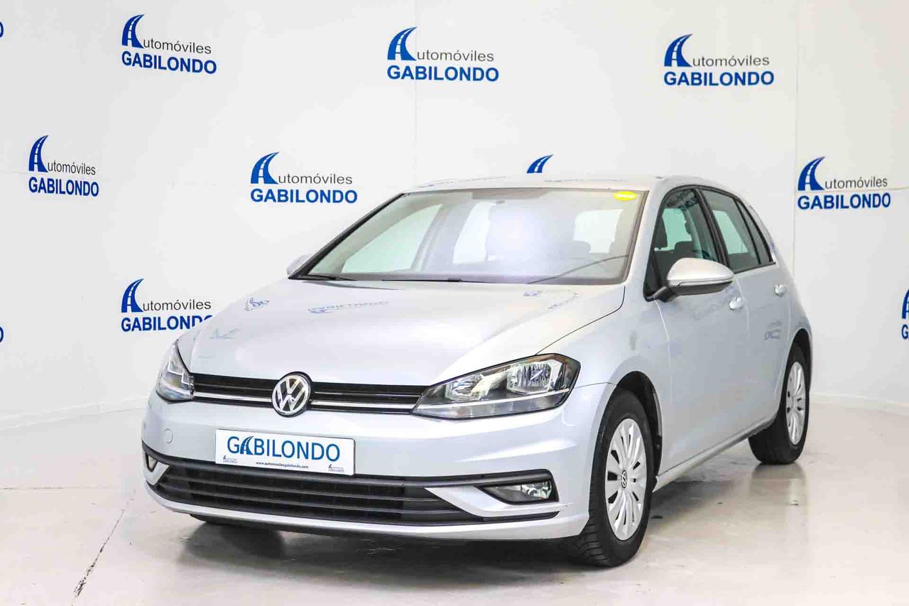 Foto volkswagen golf 2019 /