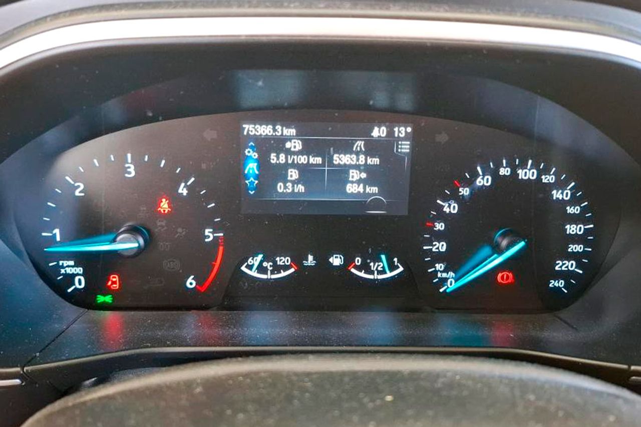 ford focus 2021 / foto grande (3)