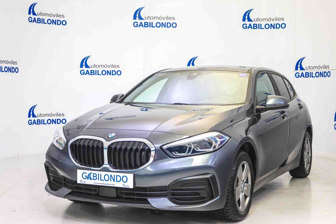 Foto bmw serie 1 2020 /
