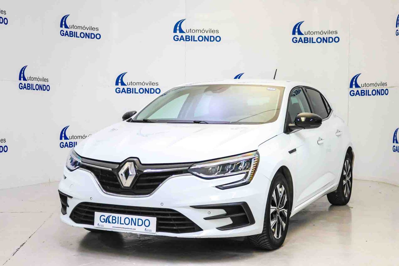 Foto renault megane 2021 /