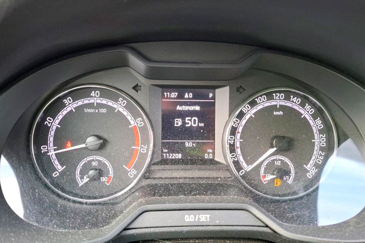skoda octavia 2019 / foto grande (3)
