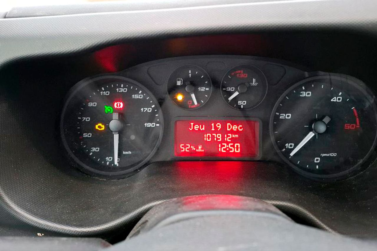 iveco daily 2017 / foto grande (3)