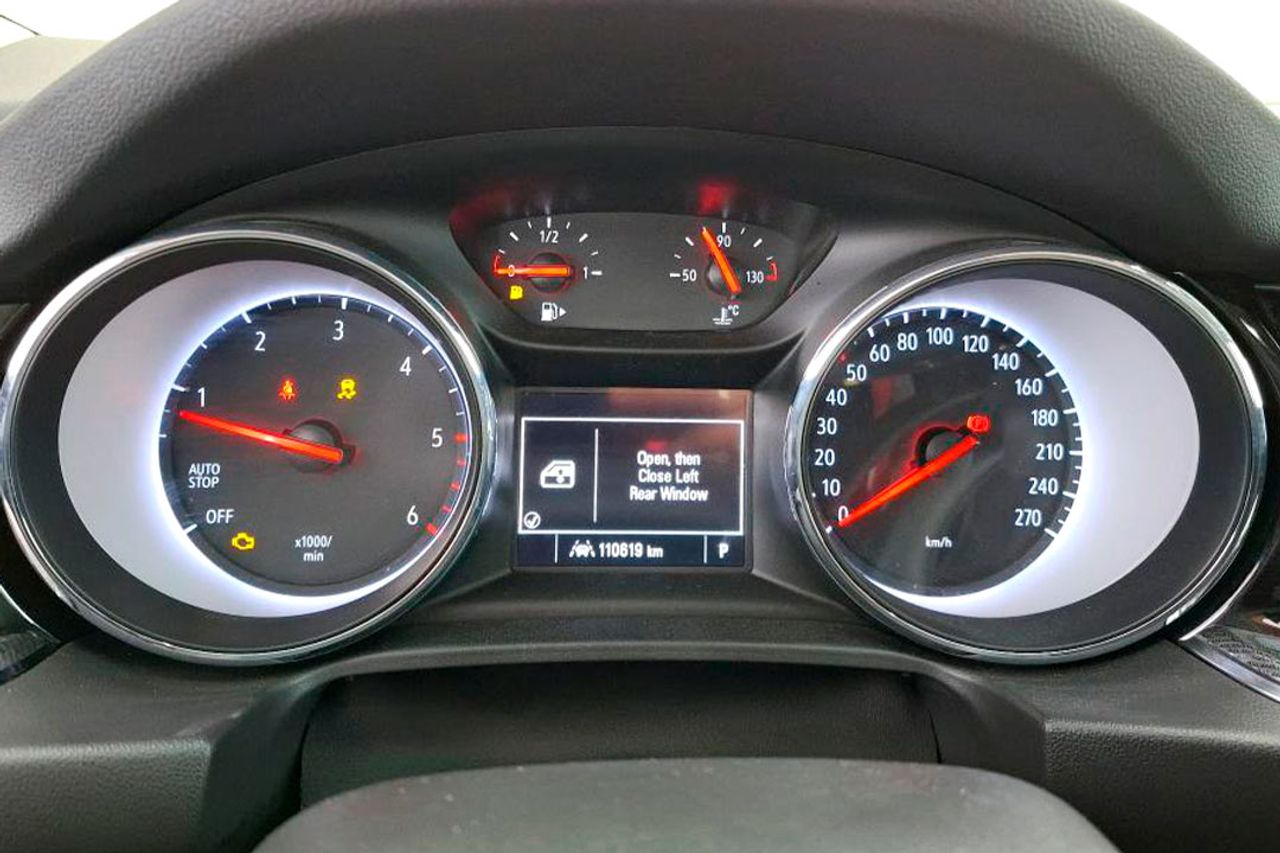 opel insignia  2021 / foto grande (3)