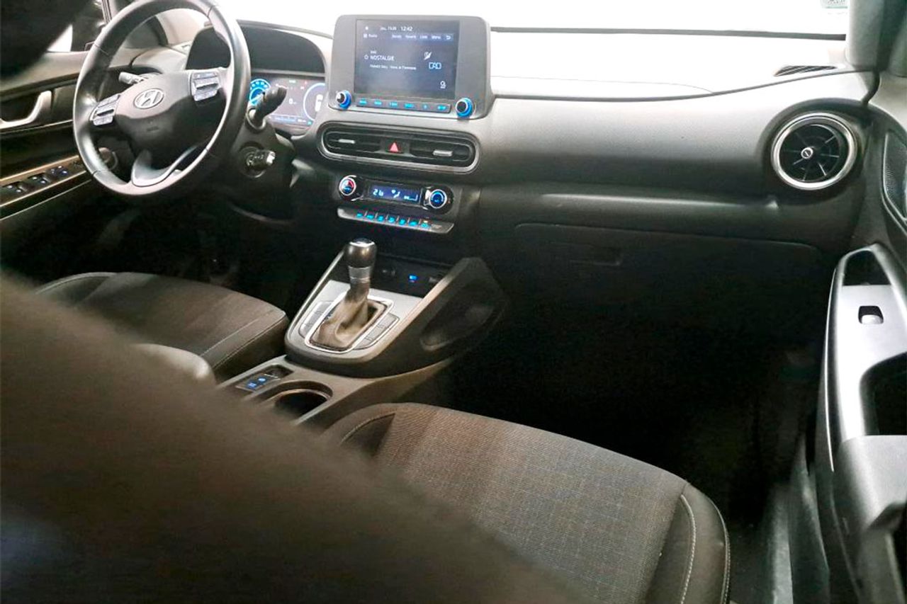 hyundai kona 2021 / foto grande (2)