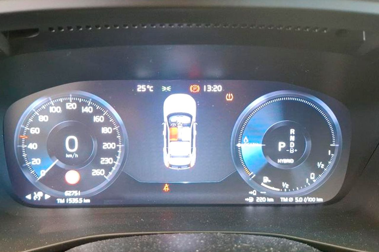 volvo xc40 2021 / foto grande (3)