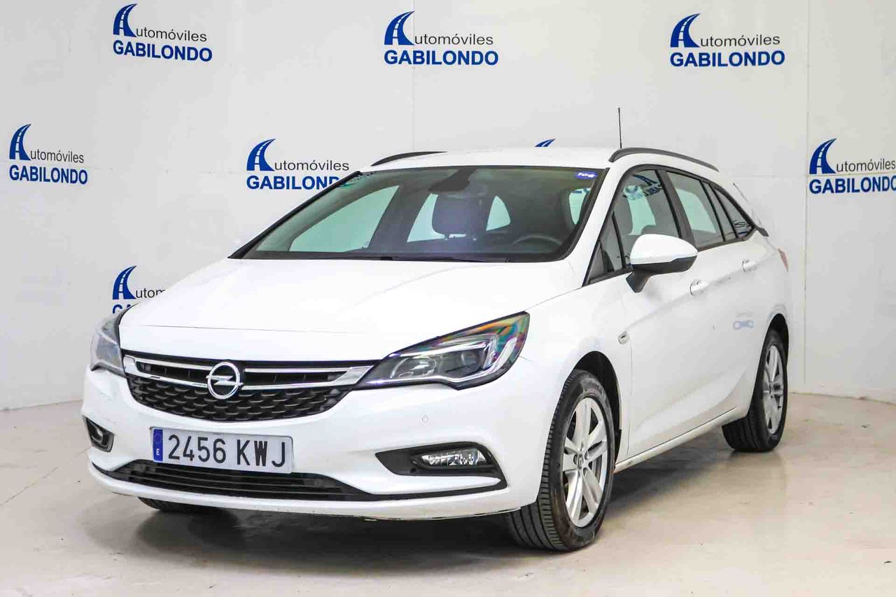 Foto opel astra 2019 /