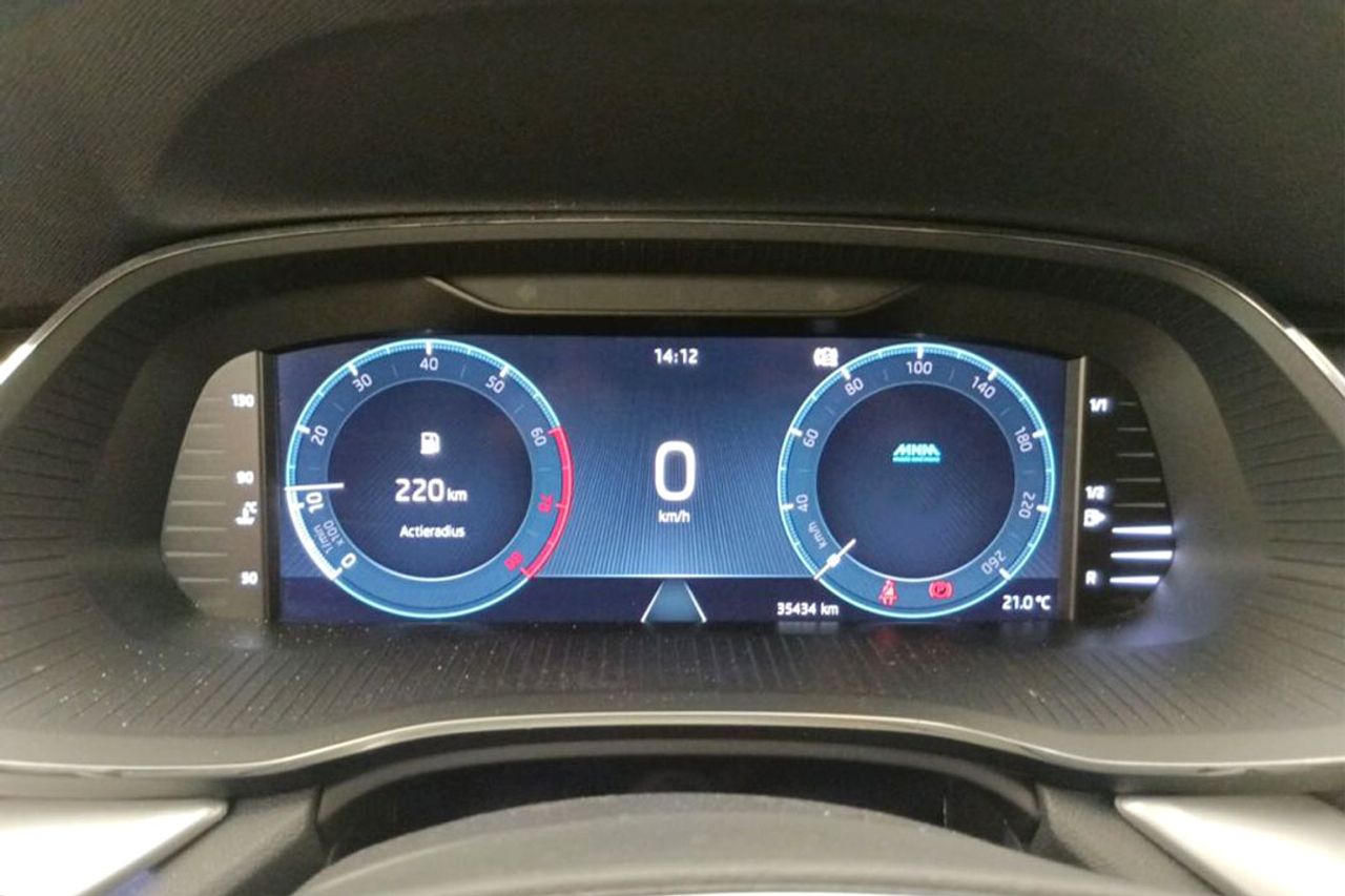 skoda octavia 2021 / foto grande (3)
