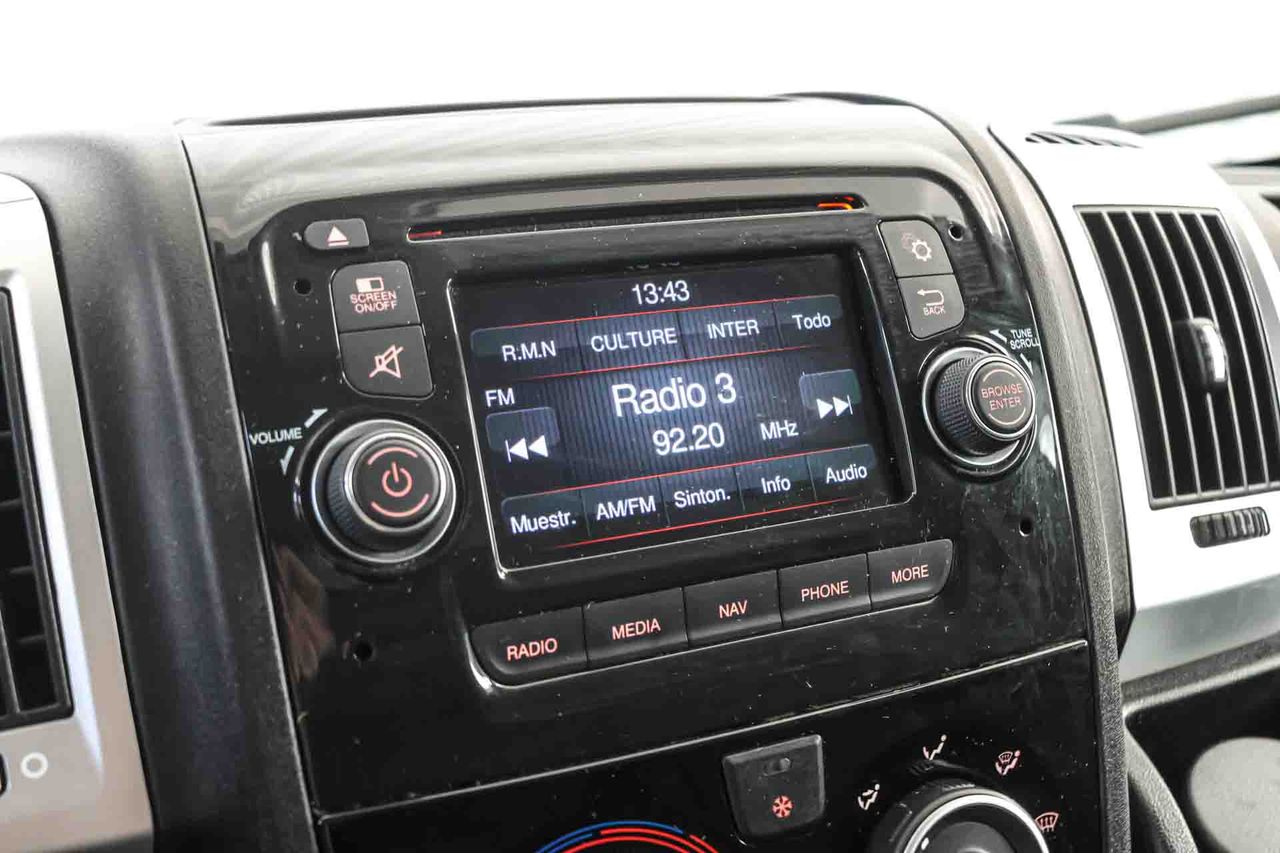 Fiat Ducato Chasis Cabina 2.3MJET Business **Plataforma Elevadora** - Foto 43