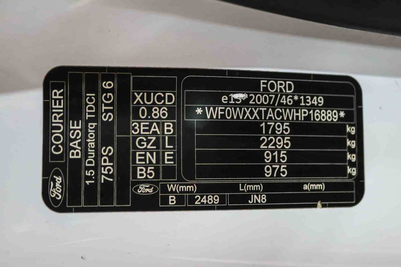 Ford Transit Courier Van 1.5tdCi  - Foto 8