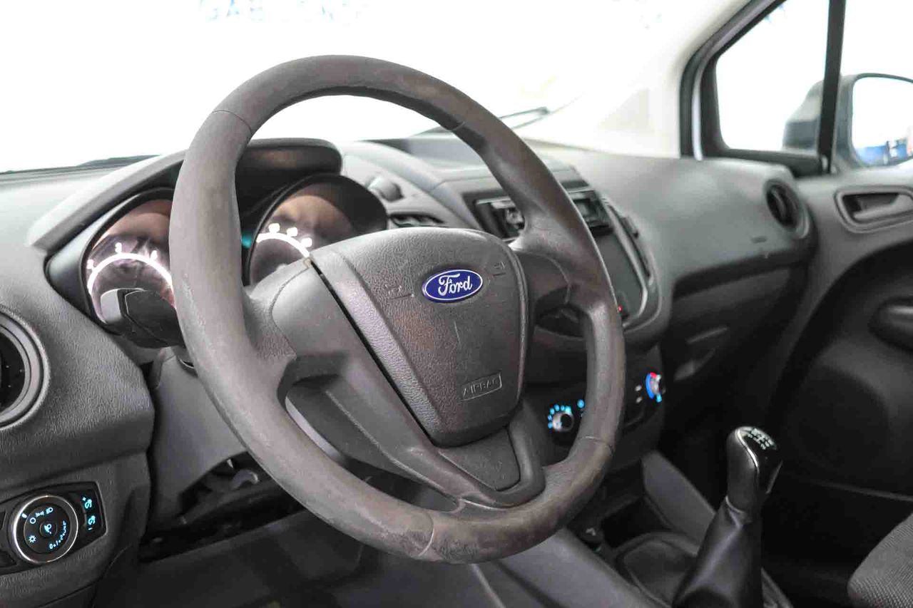 Ford Transit Courier Van 1.5tdCi  - Foto 6
