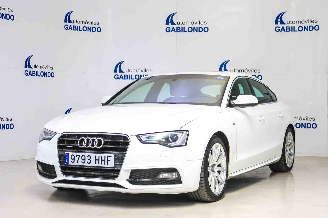 audi a5 2011 /
