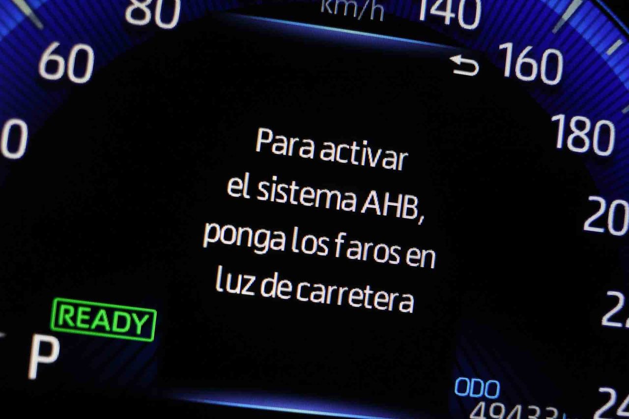 Toyota Corolla 1.8 125H ACTIVE TECH E-CVT - Foto 61
