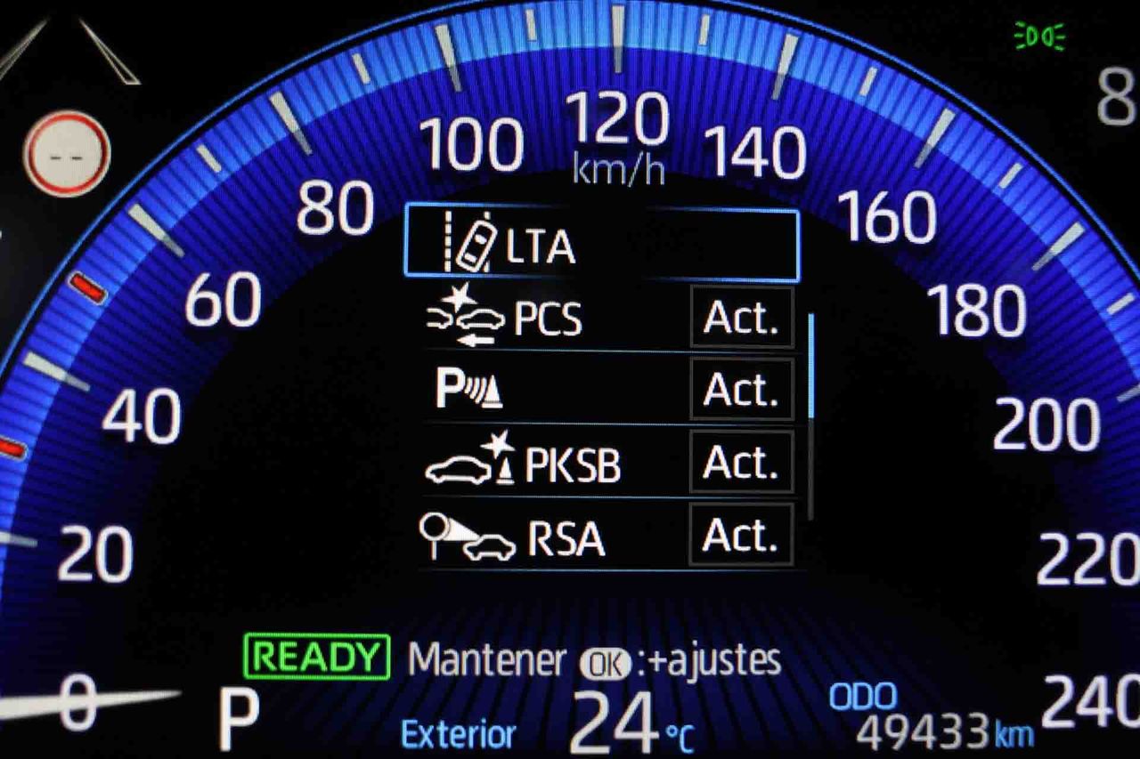 Toyota Corolla 1.8 125H ACTIVE TECH E-CVT - Foto 57