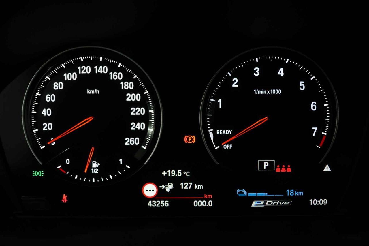 BMW X1 xDrive25e - Foto 65