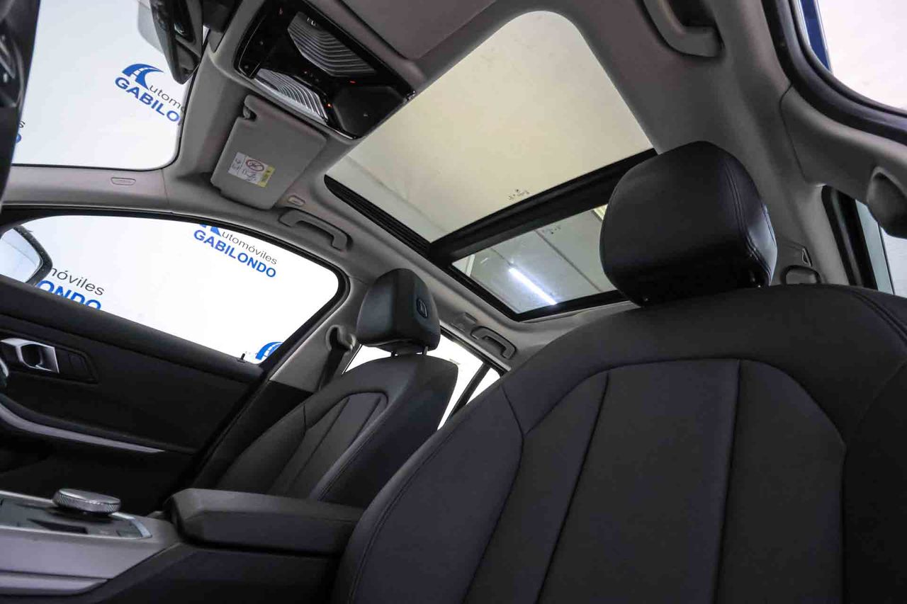 BMW Serie 3 318d Touring - Foto 28