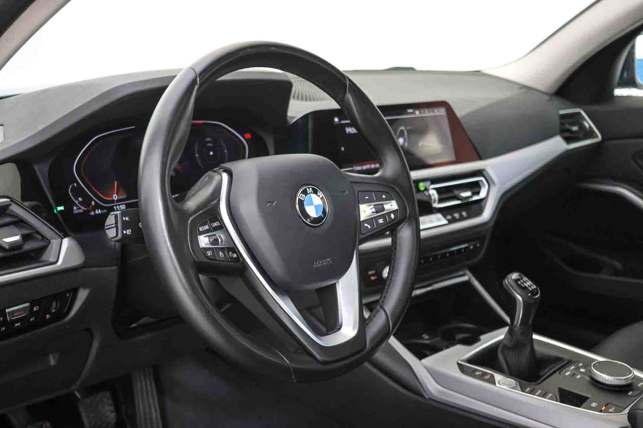 BMW Serie 3 318d Touring - Foto 6