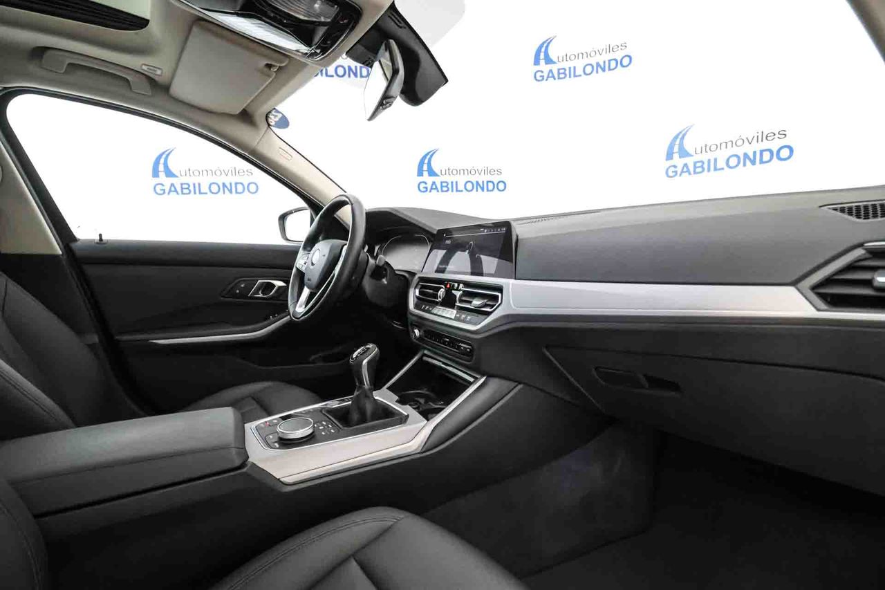 BMW Serie 3 318d Touring - Foto 50