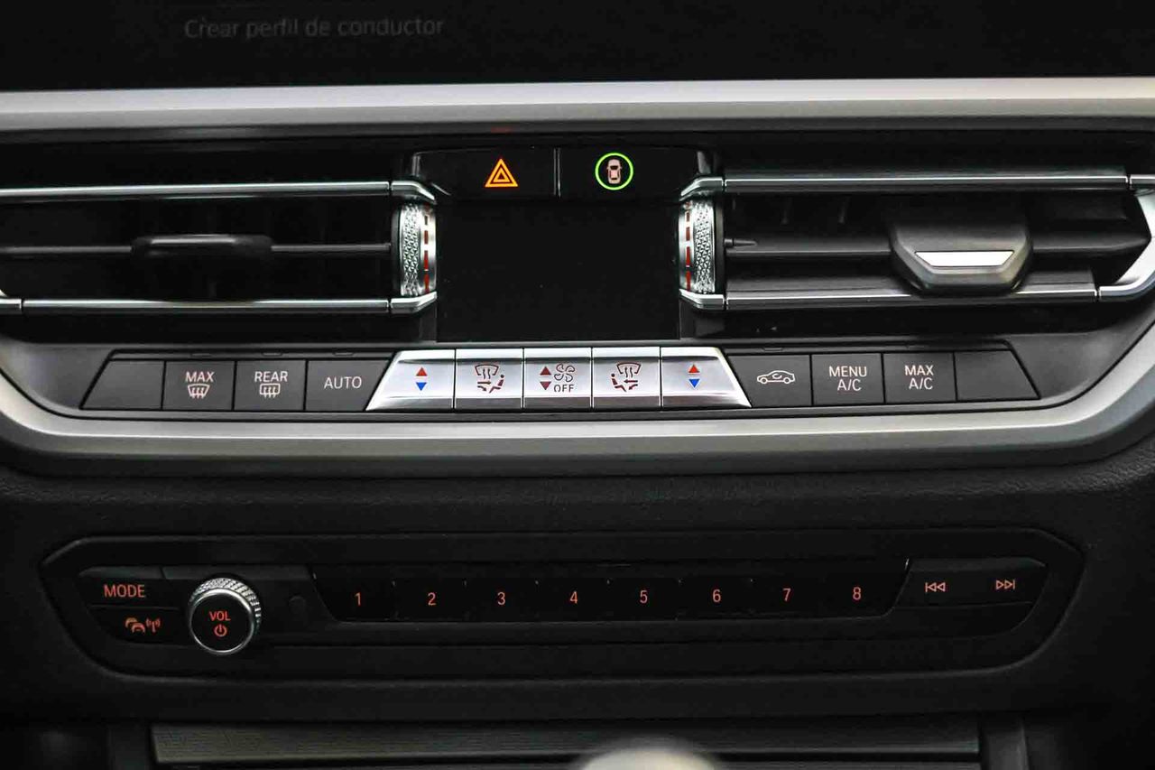 BMW Serie 3 318d Touring - Foto 46