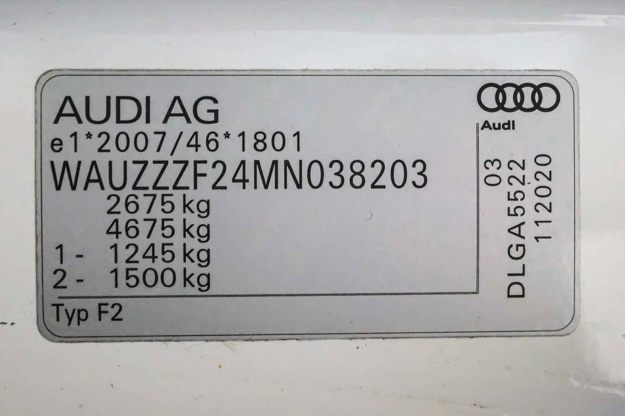 Audi A6 Avant 55 TFSIe quattro Competition - Foto 8