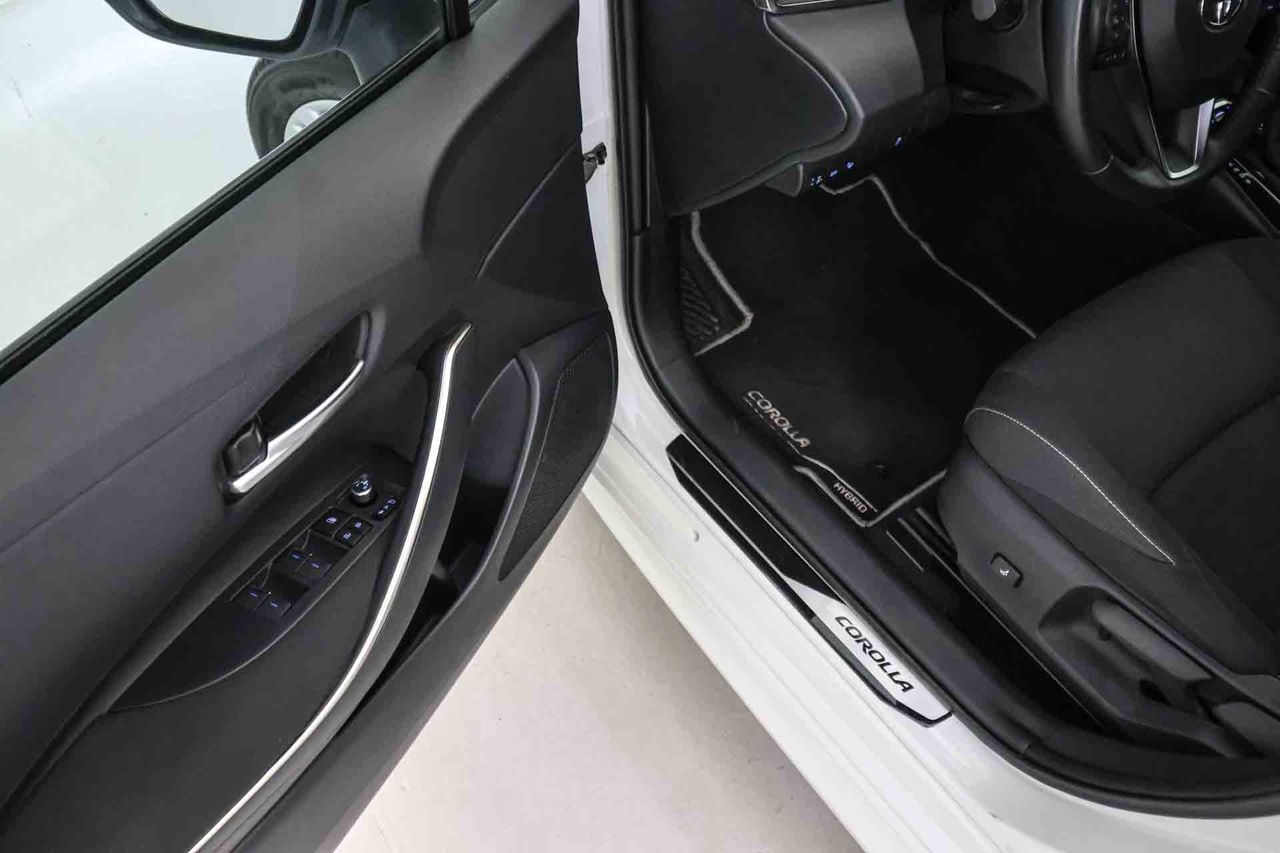 Toyota Corolla 1.8 125H ACTIVE TECH E-CVT - Foto 30