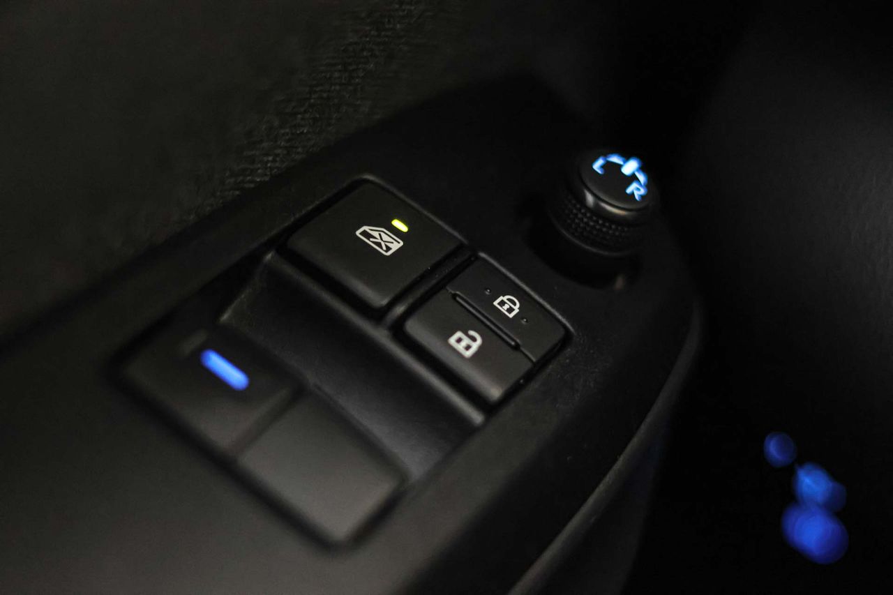 Toyota Yaris 1.5 120H Active Tech - Foto 27