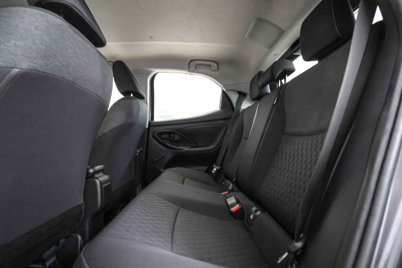 Toyota Yaris 1.5 120H Active Tech - Foto 47