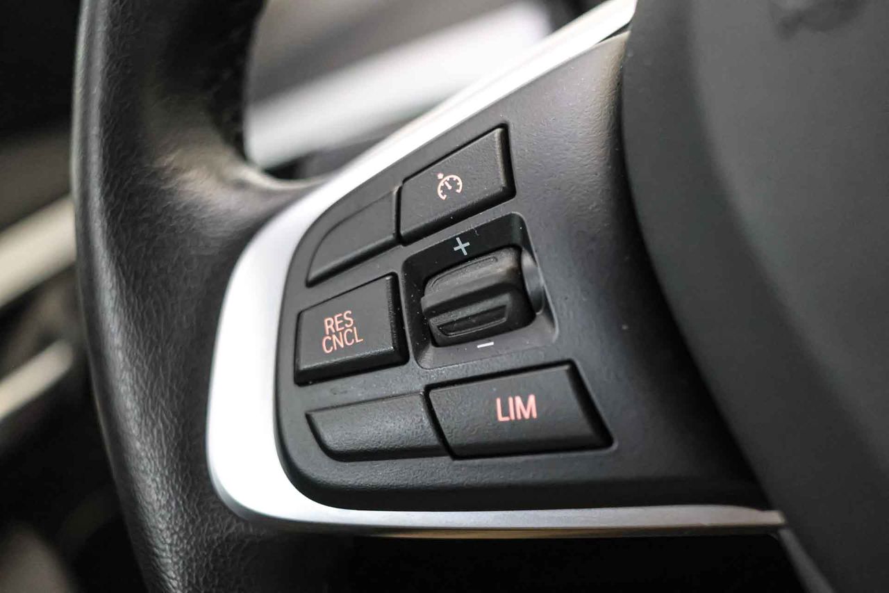 BMW X1 sDrive18i - Foto 35