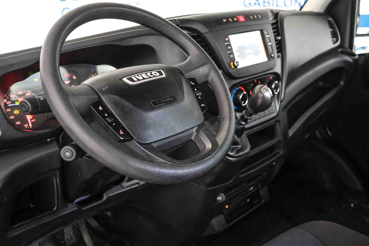 Iveco Daily 35S15 Chasis Cabina Simple  - Foto 6