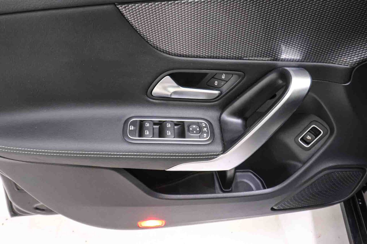 Mercedes CLA CLA 180 - Foto 31