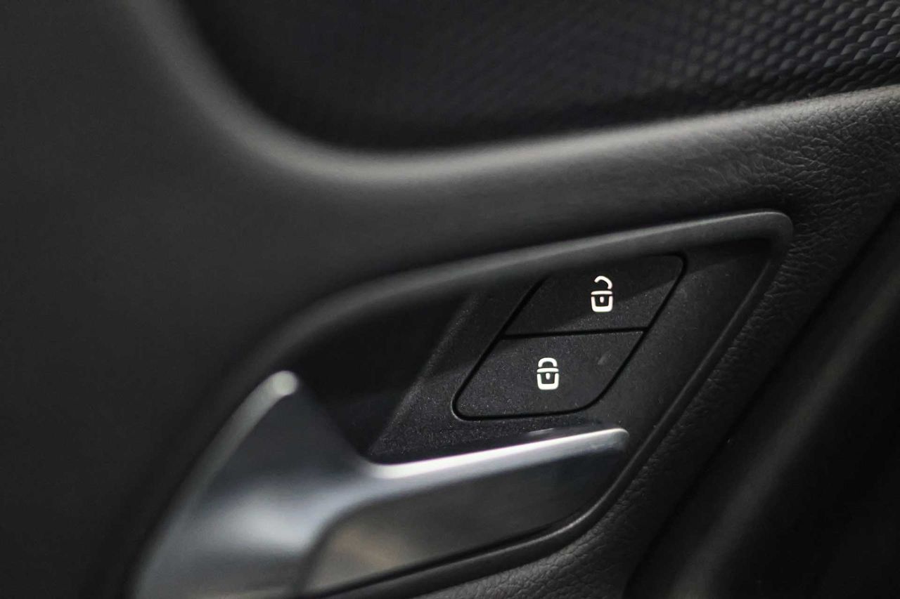 Mercedes CLA CLA 180 - Foto 33