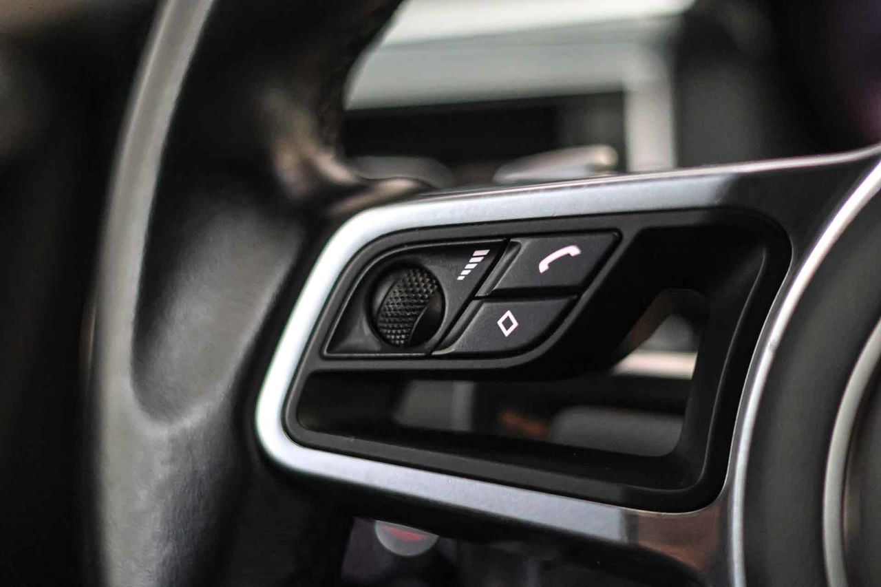 Porsche Macan - - Foto 36