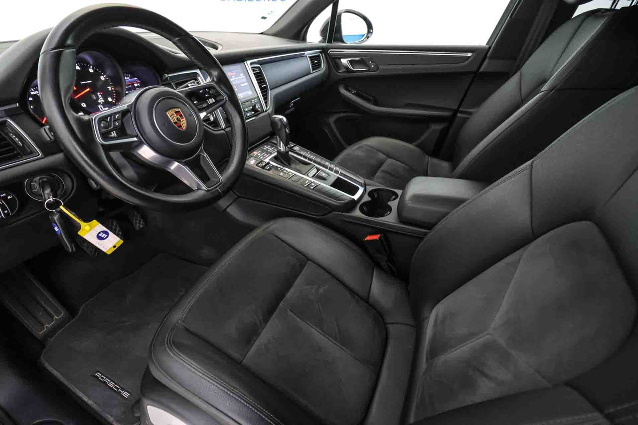 Porsche Macan - - Foto 26