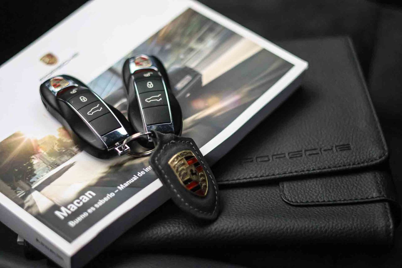 Porsche Macan - - Foto 64