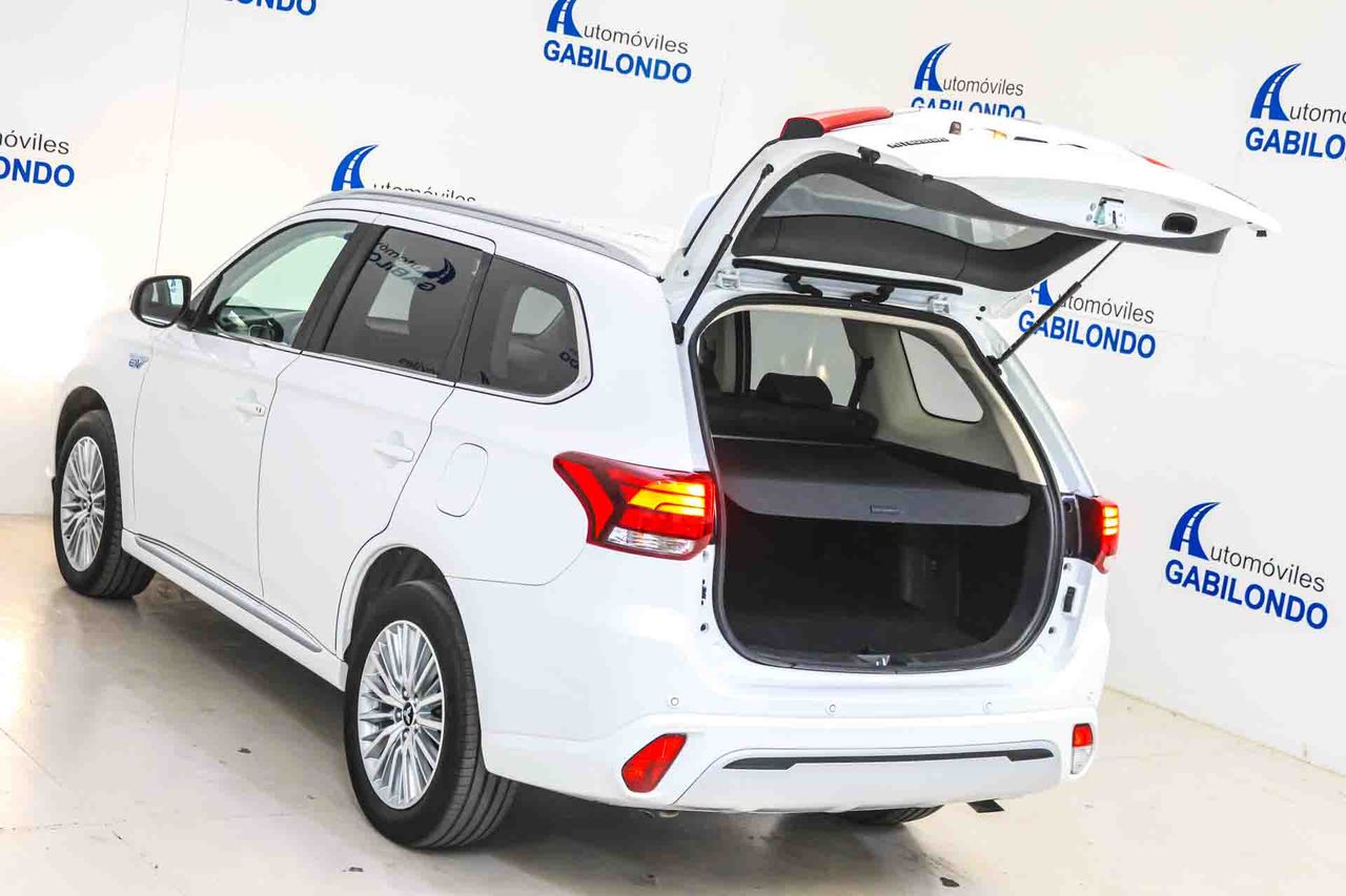 Mitsubishi Outlander 2.4 PHEV Motion Auto 4WD - Foto 25