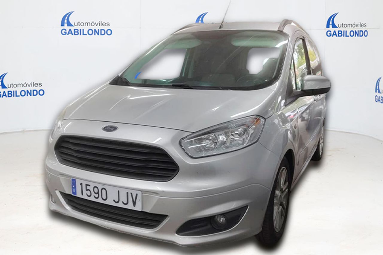 ford tourneo courier 2015 /