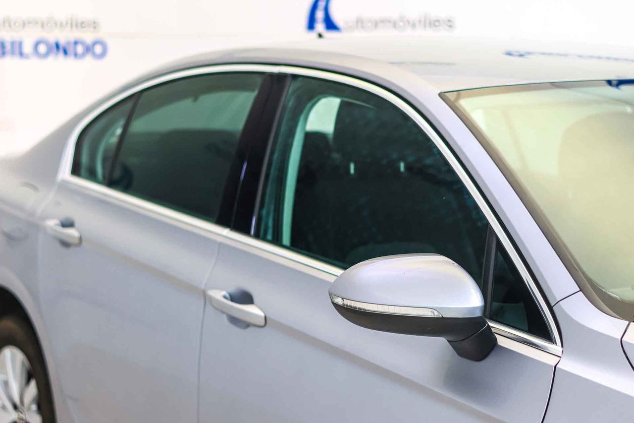 Volkswagen Passat 2.0 TDI 90kW (122CV) DSG - Foto 16