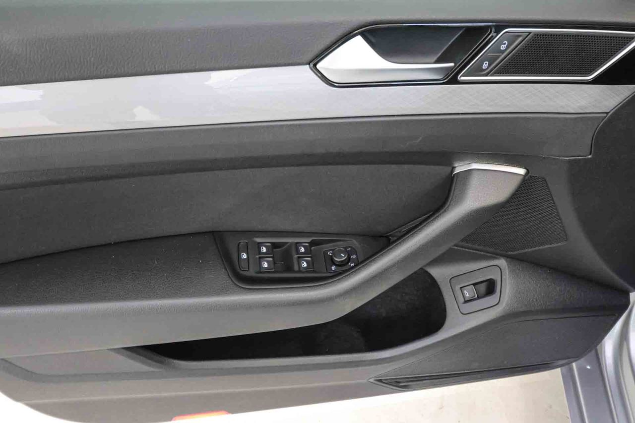 Volkswagen Passat 2.0 TDI 90kW (122CV) DSG - Foto 30