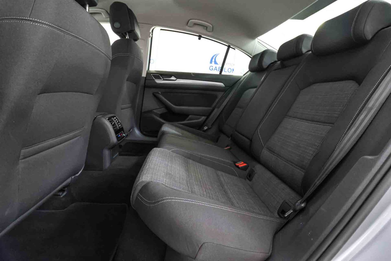 Volkswagen Passat 2.0 TDI 90kW (122CV) DSG - Foto 51