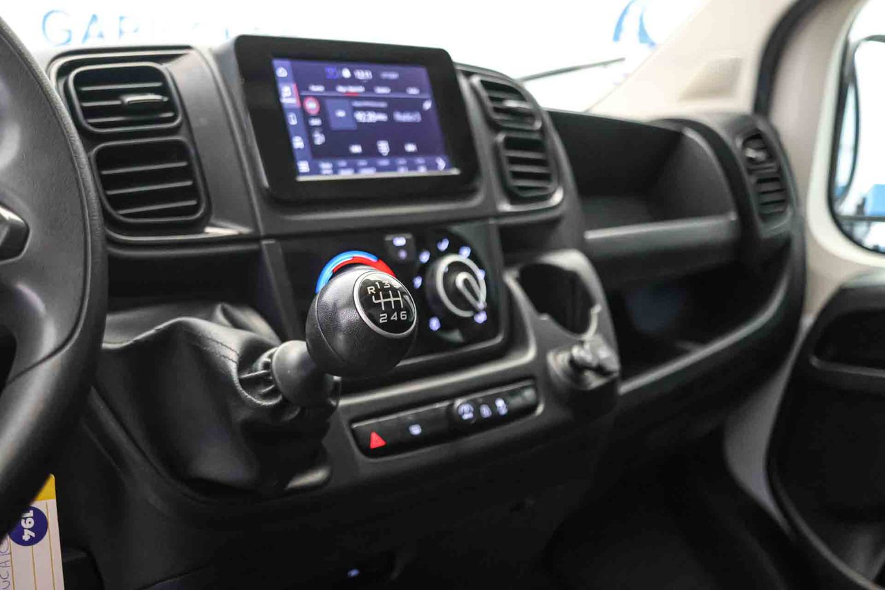 Fiat Ducato 35 L2H2 BlueHDI  - Foto 38