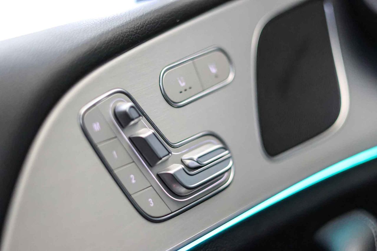 Mercedes GLE GLE 350 de 4MATIC (Híbrido Enchufable) AMG Line **Techo panorámico** - Foto 33